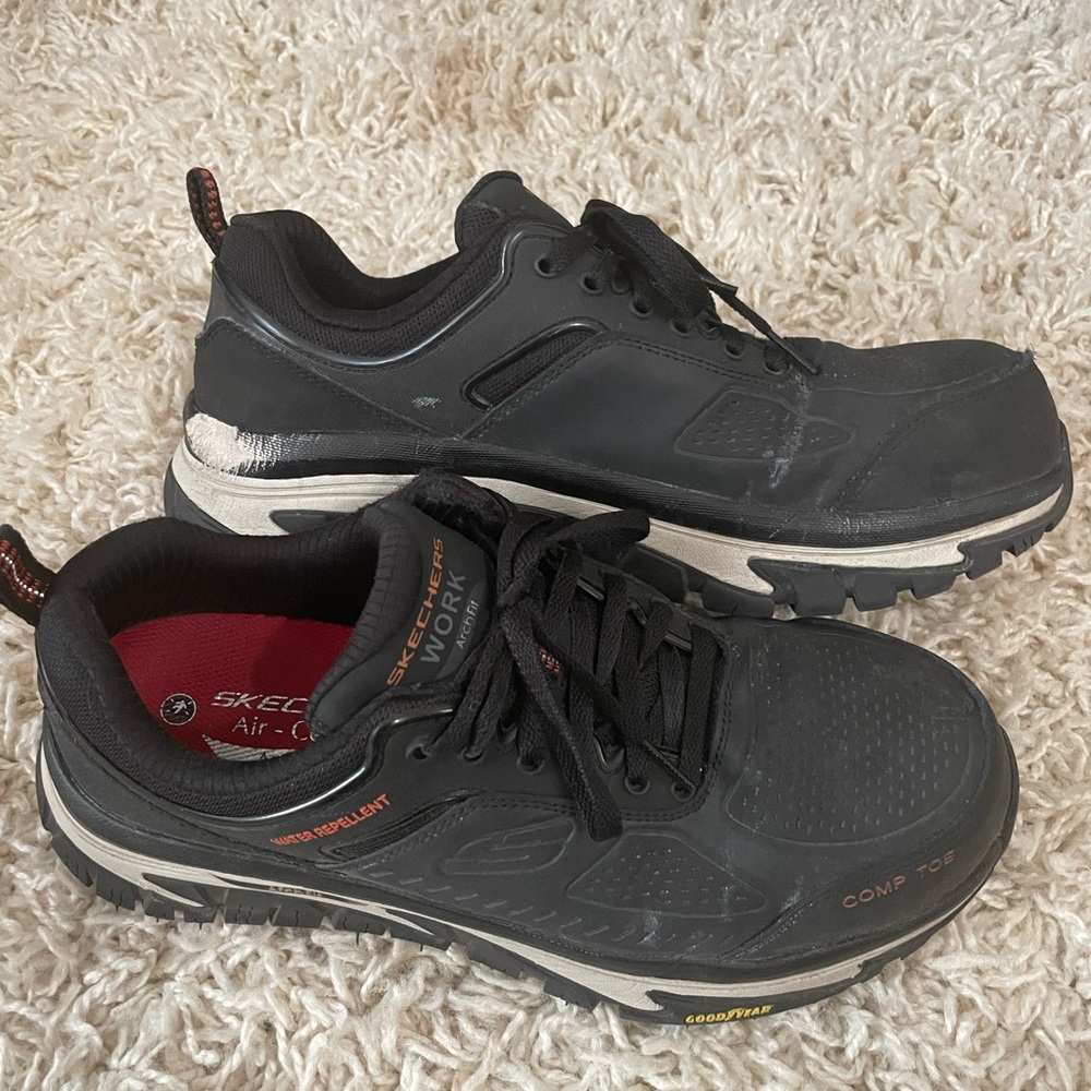 Skechers Arch Fit Road Walker Composite Toe Black water resistant men’s size 9